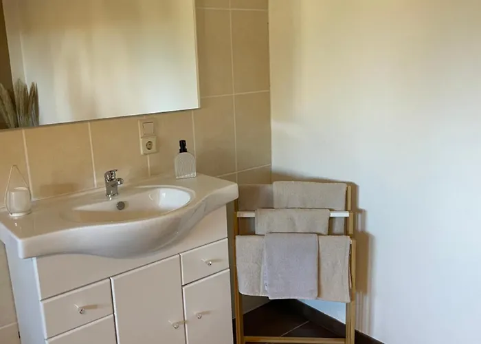 Wiesenweg Apartment *